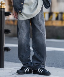 ステッチデザイン デニムパンツ