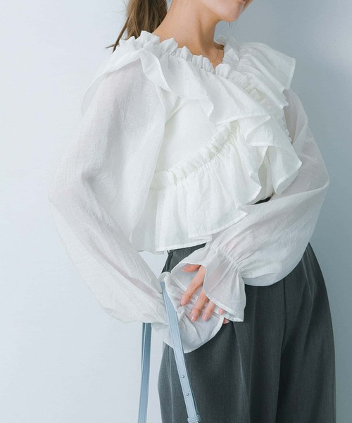 HEYUMM(ヘユム)の「2WAYクロスフリルブラウス(シャツ/ブラウス・レディース・イエロー/チャコールグレー/オフホワイト・ONE)」の20枚目の写真