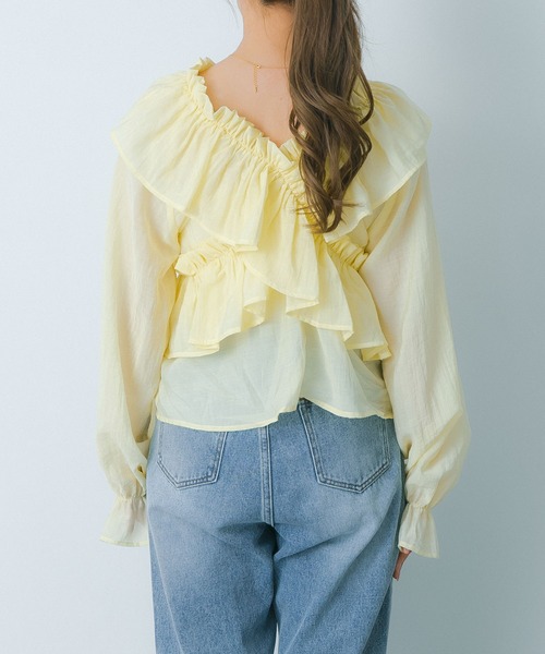 HEYUMM(ヘユム)の「2WAYクロスフリルブラウス(シャツ/ブラウス・レディース・イエロー/チャコールグレー/オフホワイト・ONE)」の6枚目の写真