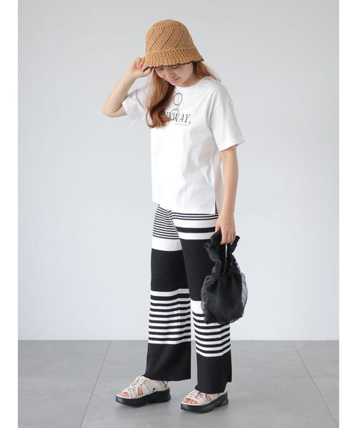 Lugnoncure(ルノンキュール)の「メガネ刺繍Tシャツ(Tシャツ/カットソー・レディース・チャコールグレー/オフホワイト/サックスブルー/ベージュ・F)」の9枚目の写真