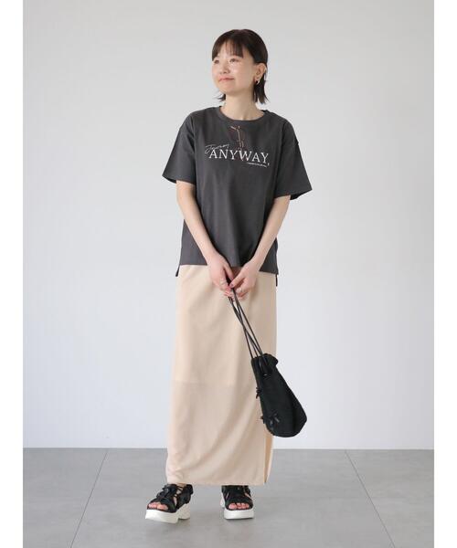 Lugnoncure(ルノンキュール)の「メガネ刺繍Tシャツ(Tシャツ/カットソー・レディース・チャコールグレー/オフホワイト/サックスブルー/ベージュ・F)」の6枚目の写真
