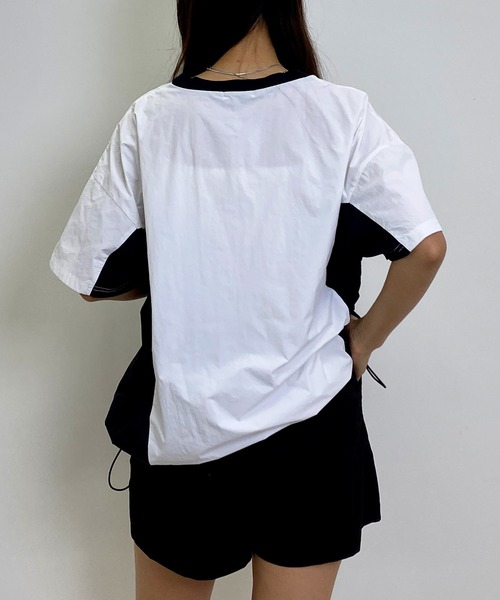 INGNI(イング)の「裾ドロストナイロンチュニックトップス/A(その他トップス・レディース・ブラック×ホワイト/ピンク系7/ホワイト×ブラック・M)」の7枚目の写真