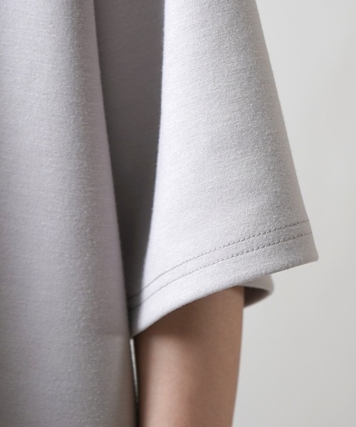 Confirm(コンファーム)の「ナチュラルドレープ ビッグシルエット 無地 / 切替 とろみポンチ半袖Tシャツ カットソー【Confirm】(Tシャツ/カットソー・メンズ・ミント/ブラック×グレー/ホワイト/ブラック/サックスブルー/ホワイト×ブラック/ホワイト×グリーン/グレー/チャコールグレー・M/L)」の21枚目の写真