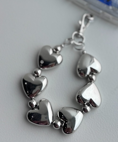 Y2K SYNAPSE FACTORY（ワイツーケー シナプスファクトリー）の「【Y2K】メタルハートストラップ（スマホグッズ・レディース・シルバー系1/シルバー系2・FREE）」の8枚目の写真