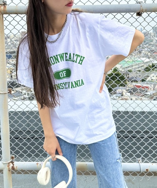 Niell（ニール）の「【WEB限定】カレッジロゴ プリントTシャツ アーチロゴ 半袖T 無地 オーバーサイズ（Tシャツ/カットソー・レディース・オレンジ/ネイビー/グリーン・FREE）」の17枚目の写真