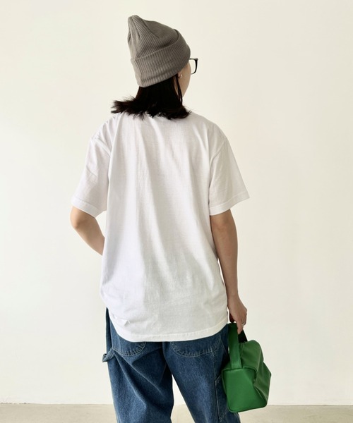 Niell（ニール）の「【WEB限定】カレッジロゴ プリントTシャツ アーチロゴ 半袖T 無地 オーバーサイズ（Tシャツ/カットソー・レディース・オレンジ/ネイビー/グリーン・FREE）」の15枚目の写真