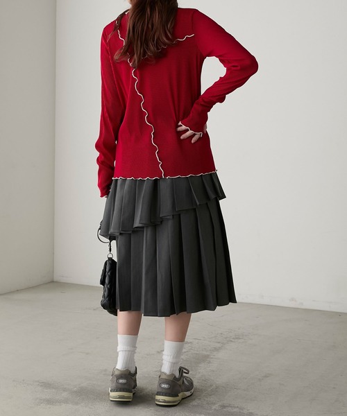 BONLECILL(ボンルシール)の「配色メロープリーツリブインナー(Tシャツ/カットソー・レディース・モカ/レッド/ブラック/アイボリー/ネイビー/カーキ・FREE)」の12枚目の写真