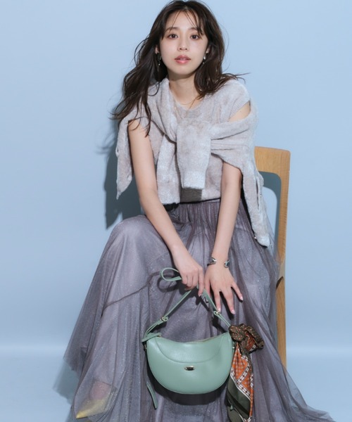 未使用品 ジャスグリッティー JUSGLITTY 24AW ラメプルオーバーニット カットソー 長袖 2 ライトベージュ /DO ■OS レディース JUSGLITTY（ジャスグリッティー）の「ラメシンプルプルオーバー