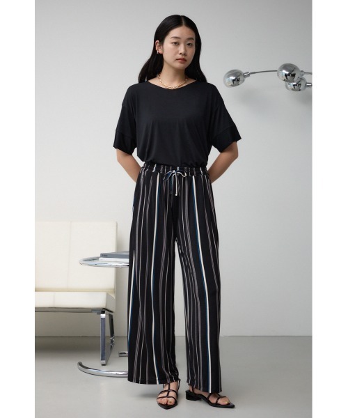 AZUL by moussy(アズールバイマウジー)の「T/Fシャーベットワイドパンツ(スラックス・レディース・ホワイト系その他/ブラック系その他/ブラック・SMALL/MEDIUM)」の9枚目の写真