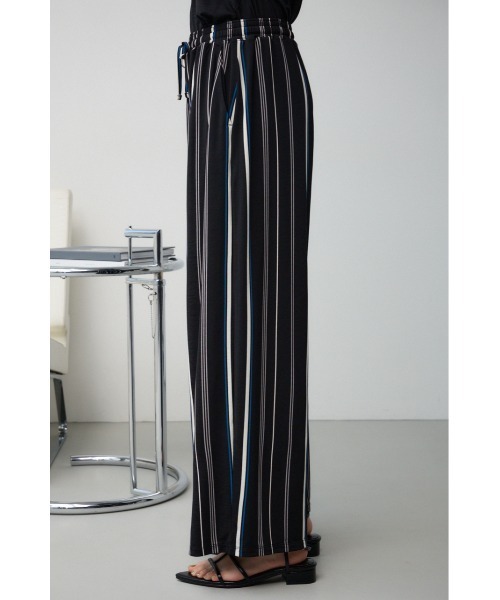 AZUL by moussy(アズールバイマウジー)の「T/Fシャーベットワイドパンツ(スラックス・レディース・ホワイト系その他/ブラック系その他/ブラック・SMALL/MEDIUM)」の12枚目の写真
