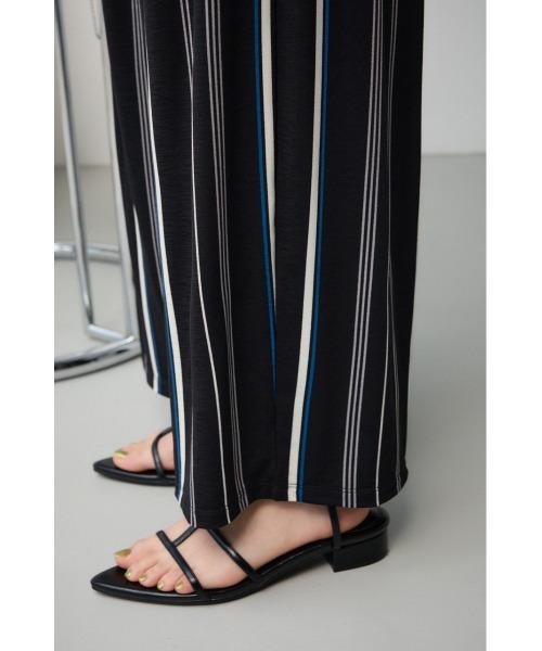 AZUL by moussy(アズールバイマウジー)の「T/Fシャーベットワイドパンツ(スラックス・レディース・ホワイト系その他/ブラック系その他/ブラック・SMALL/MEDIUM)」の17枚目の写真