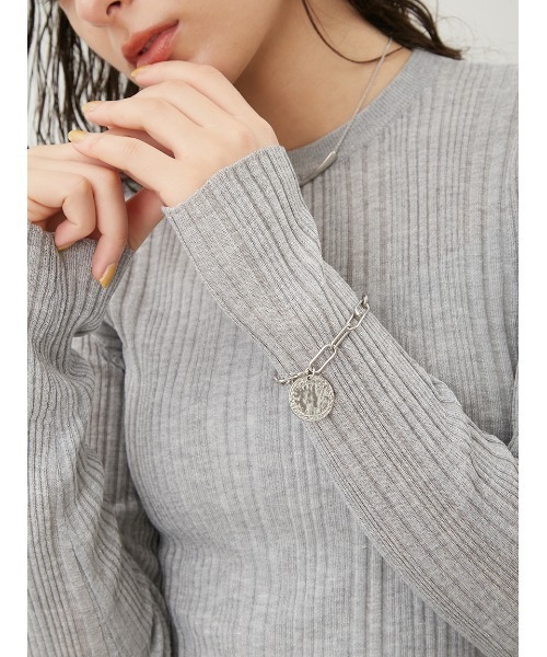 Mila Owen（ミラオーウェン）の「コインスクエアチェーンブレス（ブレスレット・レディース・シルバー/ゴールド・FREE）」の4枚目の写真