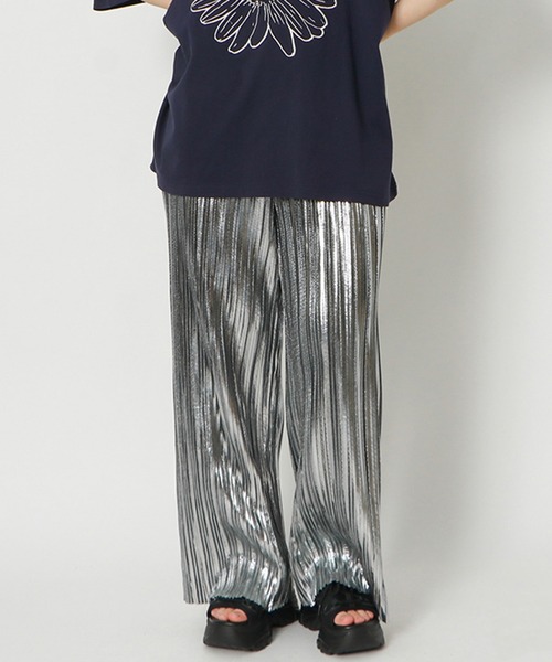 GORGE(ゴージ)の「キラキラプリーツパンツ(その他パンツ・レディース・ブラック/シルバー/オフホワイト・F)」の3枚目の写真