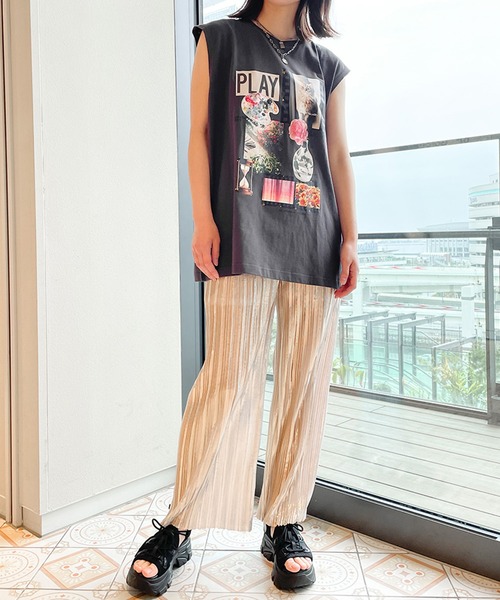 GORGE(ゴージ)の「キラキラプリーツパンツ(その他パンツ・レディース・ブラック/シルバー/オフホワイト・F)」の4枚目の写真