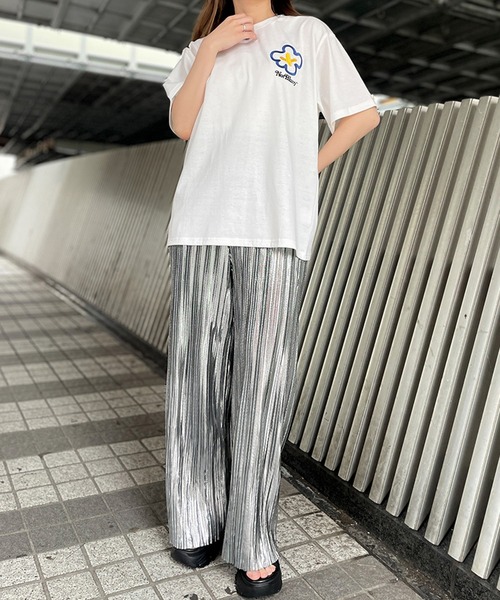 GORGE(ゴージ)の「キラキラプリーツパンツ(その他パンツ・レディース・ブラック/シルバー/オフホワイト・F)」の6枚目の写真