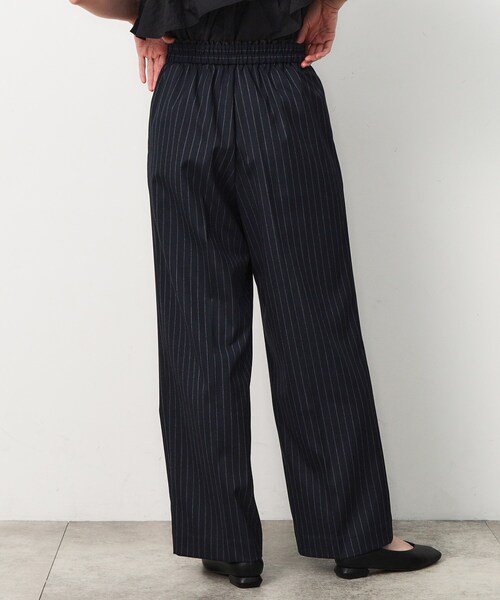 OPAQUE.CLIP（オペークドットクリップ）の「◆ピンストライプイージーワイドパンツ【洗濯機洗い可】（その他パンツ・レディース・ブラック/ネイビー系2/グレー系その他3・36/38/40/42）」の17枚目の写真