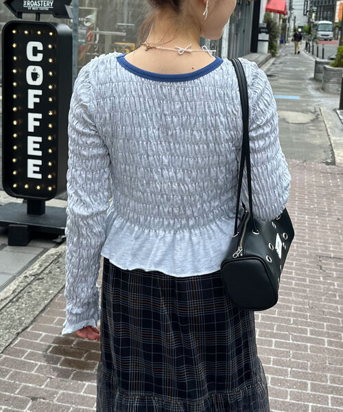 HELLO.SANFRANCISCO（ハローサンフランシスコ）の「【HELLO.SANFRANCISCO/ハローサンフランシスコ】コラボASSシャーリングリンガーTEE（Tシャツ/カットソー・レディース・グレー/イエロー・ONE SIZE）」の6枚目の写真