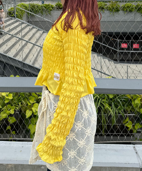 HELLO.SANFRANCISCO（ハローサンフランシスコ）の「【HELLO.SANFRANCISCO/ハローサンフランシスコ】コラボASSシャーリングリンガーTEE（Tシャツ/カットソー・レディース・グレー/イエロー・ONE SIZE）」の16枚目の写真