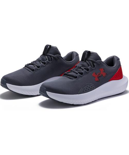 UNDER ARMOUR（アンダーアーマー）の「UAチャージド サージ4（ランニング/メンズ）（スニーカー・メンズ・ホワイト系その他・28.0cm/27.0cm/27.5cm/28.5cm/26.0cm/25.5cm/26.5cm/29.0cm/25.0cm/30.0cm）」の5枚目の写真