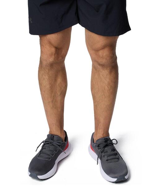 UNDER ARMOUR（アンダーアーマー）の「UAチャージド サージ4（ランニング/メンズ）（スニーカー・メンズ・ホワイト系その他・28.0cm/27.0cm/27.5cm/28.5cm/26.0cm/25.5cm/26.5cm/29.0cm/25.0cm/30.0cm）」の6枚目の写真