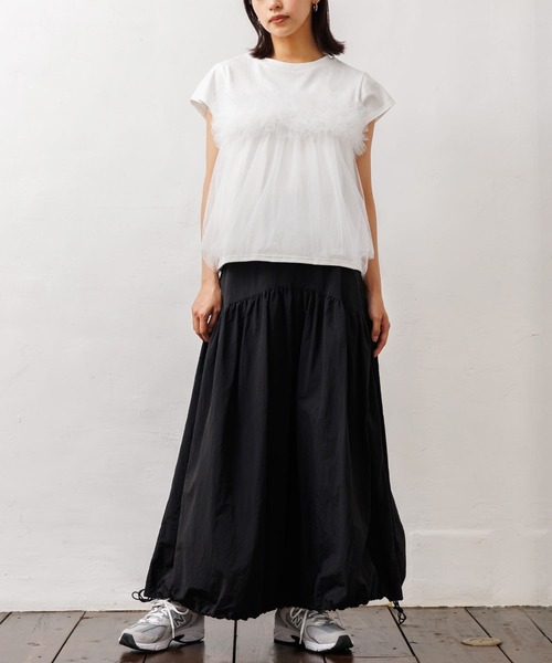 mili an deni（ミリアンデニ）の「チュールビスチェフレンチスリーブTシャツ（Tシャツ/カットソー・レディース・チャコールグレー/オフホワイト・M）」の6枚目の写真