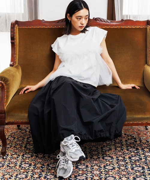 mili an deni（ミリアンデニ）の「チュールビスチェフレンチスリーブTシャツ（Tシャツ/カットソー・レディース・チャコールグレー/オフホワイト・M）」の7枚目の写真