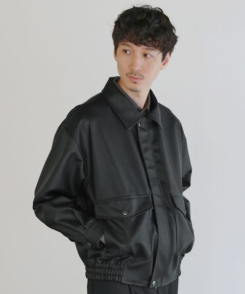 LIL VENDARS（リルヴェンダース）の「Buyer's Select/ヴィンテージ加工PU合皮A-2ショートブルゾン（ブルゾン・メンズ・ブラック/ブラック系/ブラウン・L/M/S/XL）」の6枚目の写真