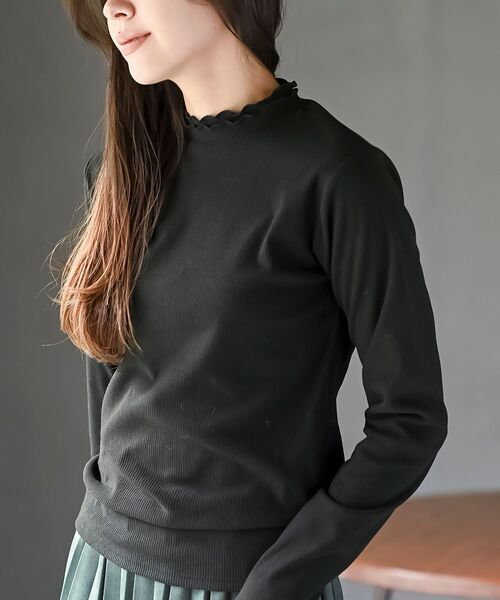 rps(アールピーエス)の「起毛リブWハイネックカットソー(Tシャツ/カットソー・レディース・アイボリー/ブラック/グレイッシュベージュ・フリー)」の3枚目の写真