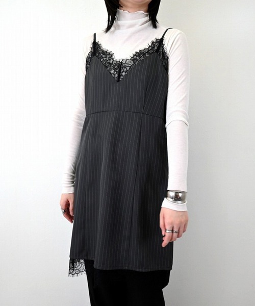 STYLEBLOCK（スタイルブロック）の「ピンストライプレースキャミソール（シャツ/ブラウス・レディース・ブラック/グレー/チャコールグレー・M）」の3枚目の写真