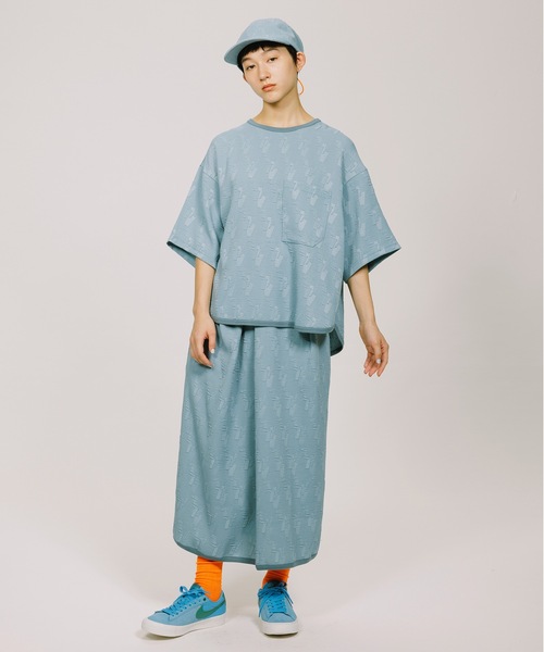 sneeuw(スニュウ)の「カット&フォールドスカート(スカート・レディース・アイボリー/サックスブルー・ONESIZE)」の3枚目の写真