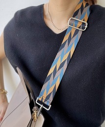 styiro（スタイロ）の「幾何学柄替えショルダー（ベルト）」