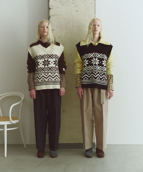 niko and...（ニコアンド）の「【WILLIAM B.ELIOTT】ノルディックベスト（ベスト・レディース・アイボリー/ブラック・FREE）」の3枚目の写真