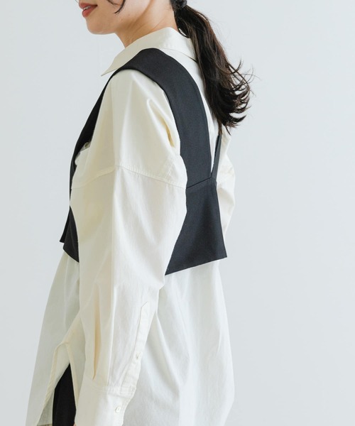 URBAN RESEARCH（アーバンリサーチ）の「Vネックショート丈ベスト（ベスト・レディース・ブラウン系その他/ブラック・FREE）」の5枚目の写真