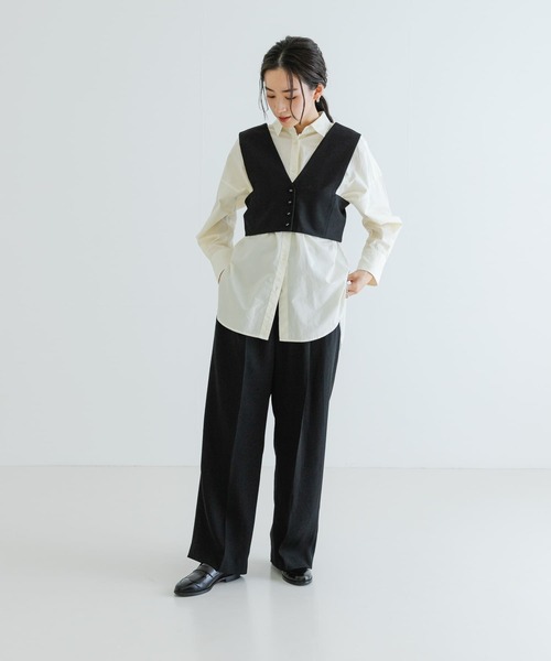 URBAN RESEARCH（アーバンリサーチ）の「Vネックショート丈ベスト（ベスト・レディース・ブラウン系その他/ブラック・FREE）」の8枚目の写真