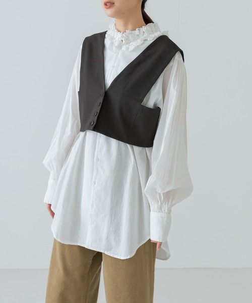 URBAN RESEARCH（アーバンリサーチ）の「Vネックショート丈ベスト（ベスト・レディース・ブラウン系その他/ブラック・FREE）」の10枚目の写真