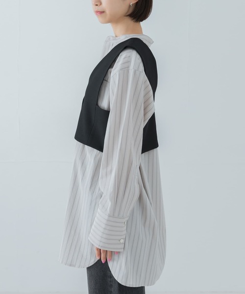 URBAN RESEARCH（アーバンリサーチ）の「Vネックショート丈ベスト（ベスト・レディース・ブラウン系その他/ブラック・FREE）」の17枚目の写真