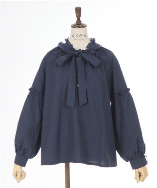axes femme(アクシーズファム)の「ガーベラ刺繍ボリューム袖ブラウス(シャツ/ブラウス・レディース・ラベンダー/ネイビー/キナリ・FREE)」の16枚目の写真