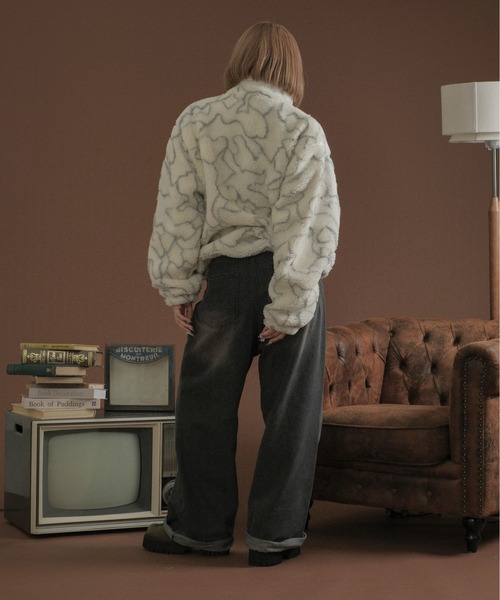 sedacle(セダクル)の「クラックデザインボアブルゾン(ブルゾン・メンズ・ブラック/グレー/オフホワイト・LARGE/MEDIUM/SMALL)」の11枚目の写真