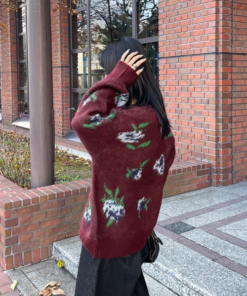 Chillfar(チルファー)の「5G花柄Aジャガード編みプルオーバー(ニット/セーター・レディース・ブラック/ボルドー・FREE)」の19枚目の写真