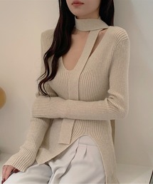 Vネックニットプルオーバー