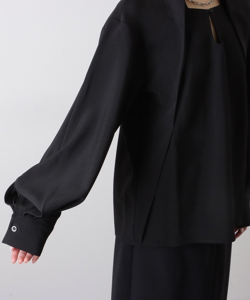 LAULEN（ローレン）の「tear perforated square neck blouse /ドロップスクエアネックフォーマルブラウス（シャツ/ブラウス・レディース・ブラック・FREE）」の6枚目の写真