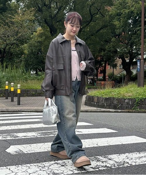 Mi-je(ミジェ)の「カーブパンツ【韓国ファッション】(その他パンツ・レディース・ネイビー/カーキ/ブルー・S/M)」の21枚目の写真