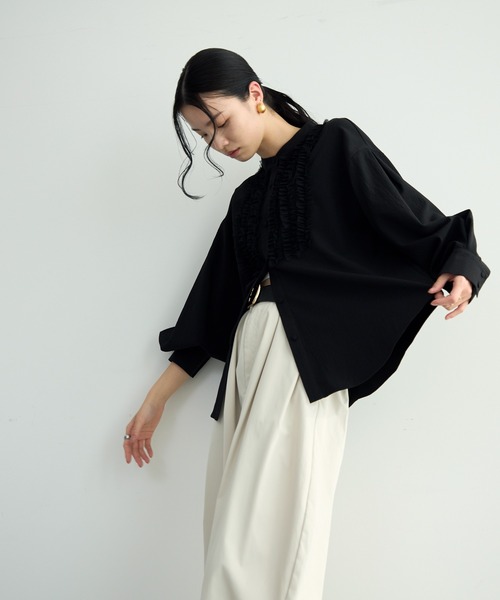 Trish(トリッシュ)の「チュールフリルブラウス(シャツ/ブラウス・レディース・ホワイト/ブルー/ブラック・MEDIUM)」の18枚目の写真