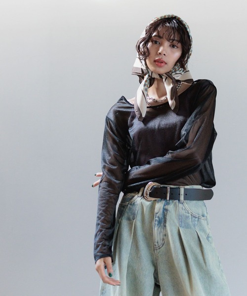 PAGEBOY(ページボーイ)の「【前後着用可能】シアーカット2WAYロングスリーブ(Tシャツ/カットソー・レディース・オフホワイト/グレー/ブルー/ブラック・FREE)」の6枚目の写真