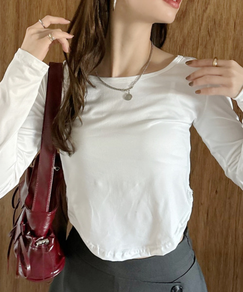 Ada.(エイダ)の「Uネック サイドギャザー シンプル長袖 Tシャツ(Tシャツ/カットソー・レディース・ブラック/ホワイト/ライトグレー/グレー・S/M)」の20枚目の写真