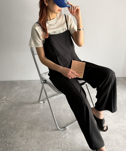 classicalelf（クラシカルエルフ）の「【2点セット】軽やかに、品よく。1セットで叶うレイヤード美！ストレッチキャミサロペ＆シアー半袖ブラウス（サロペット/オーバーオール・レディース・ブラック/チャコール・LARGE/SMALL/MEDIUM/X-LARGE）」の20枚目の写真