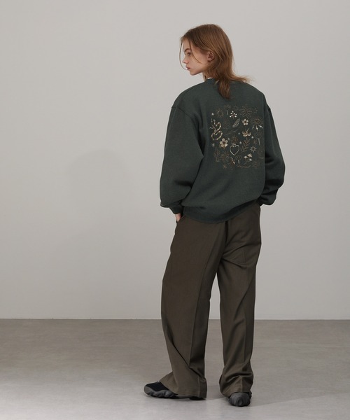 EMMA CLOTHES(エマクローズ)の「ヴィンテージライクフラワーグラフィックプリント刺繍 オーバーサイズスウェット(スウェット・メンズ・杢グレー/スミクロ/グレー系/ブラック系・M/L)」の18枚目の写真