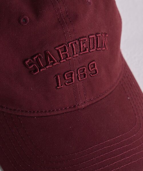 casita(RETRO GIRL)(カシータ)の「ロゴ刺繍キャップ(キャップ・レディース・チャコールグレー/レッド/オフホワイト・ONE SIZE)」の9枚目の写真