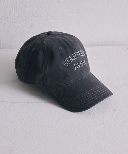 casita(RETRO GIRL)(カシータ)の「ロゴ刺繍キャップ(キャップ・レディース・チャコールグレー/レッド/オフホワイト・ONE SIZE)」の13枚目の写真