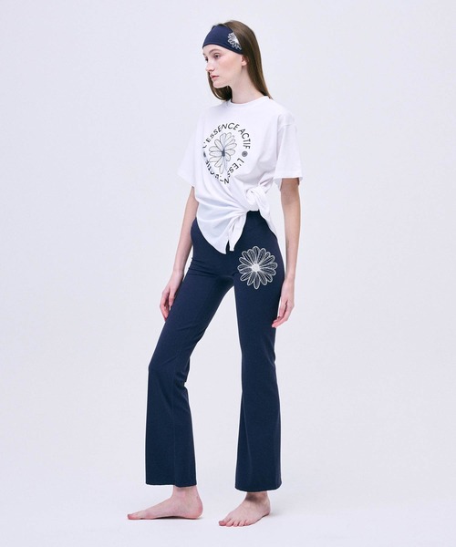 Mardi Mercredi(マルディメクルディ)の「SIDE SLIT T-SHIRT ACTIF EMBLEM / サイド スリット Tシャツ アクティフ エンブレム(Tシャツ/カットソー・レディース・ホワイト/ピンク/ブラック/ネイビー/ブラック系その他・FREE)」の7枚目の写真